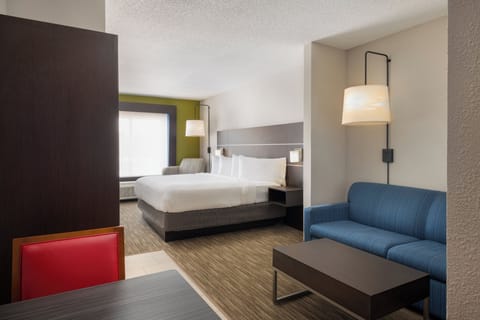 Blackout drapes, iron/ironing board, free cribs/infant beds, free WiFi