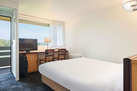 Standard Room, 1 Double Bed | Room amenity