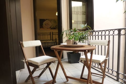 Luxury Apartment, 2 Bedrooms | Balcony