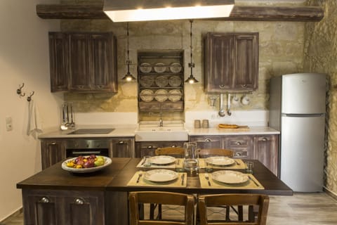 Villa, 2 Bedrooms | Private kitchen | Full-size fridge, microwave, oven, stovetop