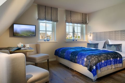 Comfort Double Room | In-room safe, iron/ironing board, cribs/infant beds, free WiFi