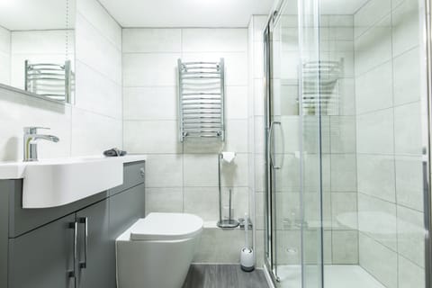 Double or Twin Room, Ensuite, Garden View (Room 7) | Hypo-allergenic bedding, free WiFi, bed sheets