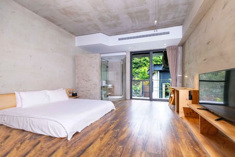 Exclusive Double Room, 1 King Bed, Balcony | Premium bedding, memory foam beds, individually decorated