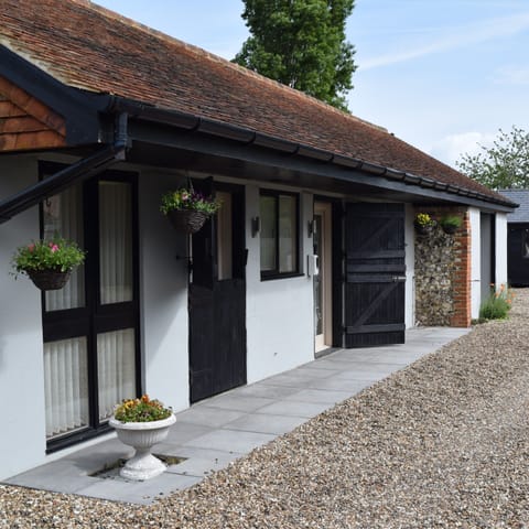 Bungalow, Private Bathroom, Courtyard View | Exterior