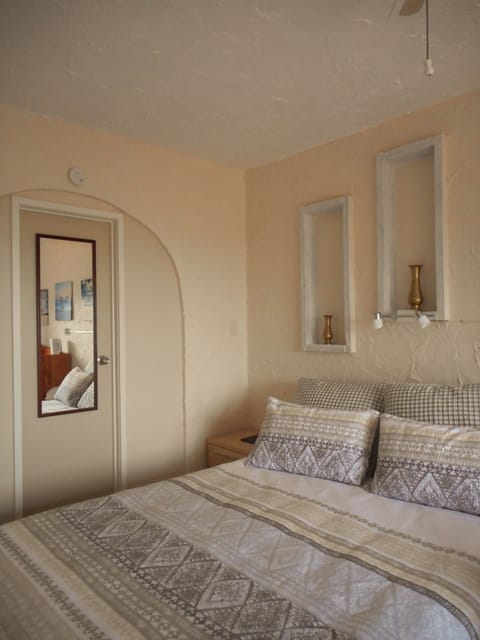 Queen Room, Sea View  | Free WiFi, bed sheets