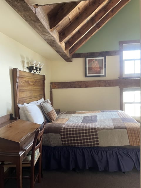 Family Loft | Individually decorated, individually furnished, iron/ironing board