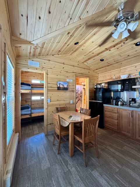 Family Cabin, 1 Bedroom, Refrigerator & Microwave | Living area