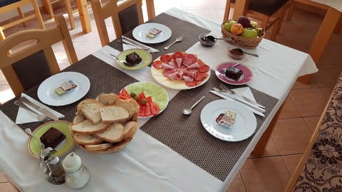 Daily continental breakfast for a fee