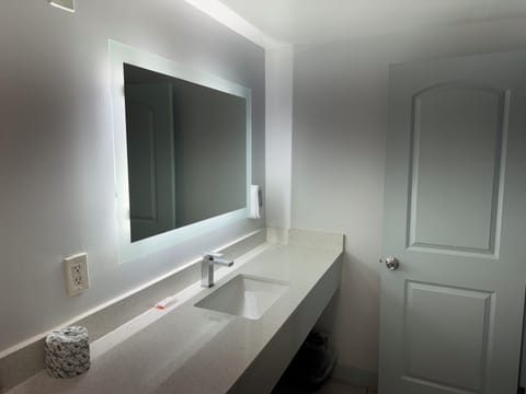 Free toiletries, towels