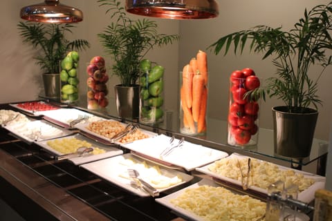 Daily buffet breakfast for a fee