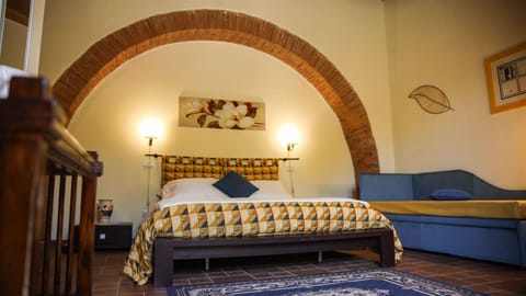 Comfort Quadruple Room | Down comforters, minibar, desk, blackout drapes