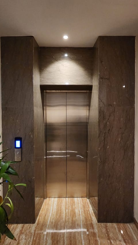 Elevator