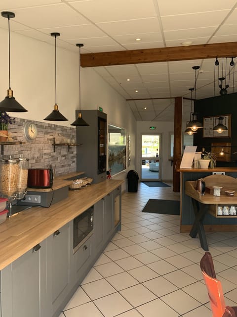 Buffet breakfast on weekends (EUR 8.30 per person)