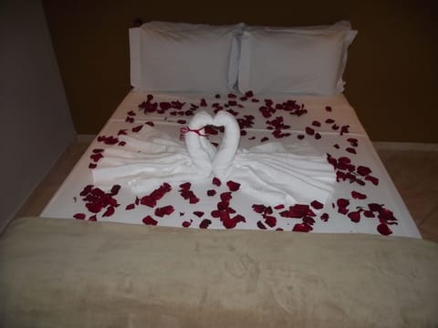 Family Room | Minibar, in-room safe, iron/ironing board, free WiFi