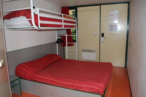 Standard Room, Multiple Beds (1 Double and 1 Single bed) | Desk, blackout drapes, free WiFi, bed sheets