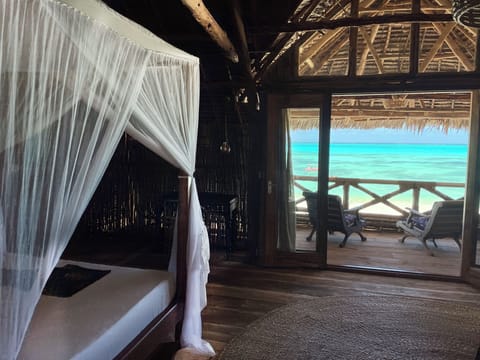 Exclusive Double Room | In-room safe, free WiFi, bed sheets