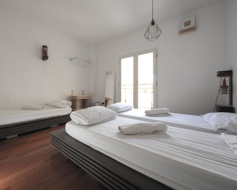 Individually decorated, individually furnished, soundproofing, free WiFi