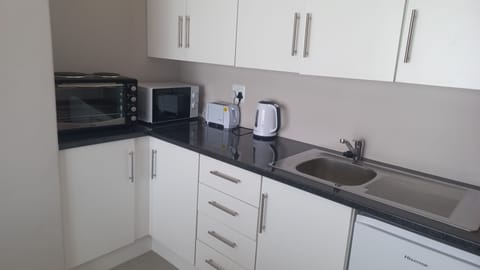 Luxury Apartment, Balcony, Lagoon View | Individually decorated, individually furnished, desk, laptop workspace