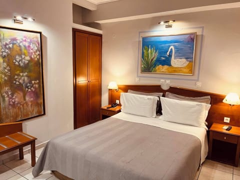 Standard Double or Twin Room | In-room safe, blackout drapes, soundproofing, iron/ironing board