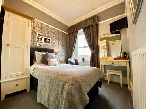 Deluxe Single Room, Ensuite | Free WiFi, bed sheets