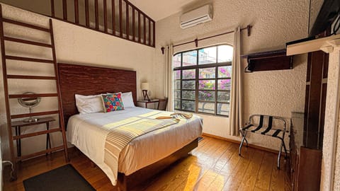 Habitación triple | 9 bedrooms, premium bedding, in-room safe, individually decorated