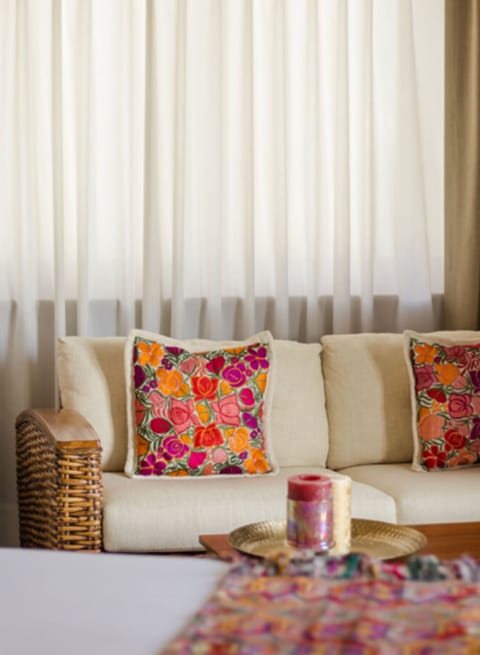 Suite, Mountain View | Premium bedding, in-room safe, soundproofing, iron/ironing board