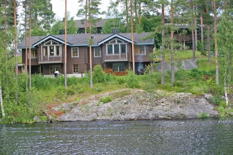 Family Villa, 4 Bedrooms, Sauna, Lake View | Lake view