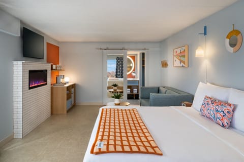 Premium bedding, memory foam beds, desk, laptop workspace