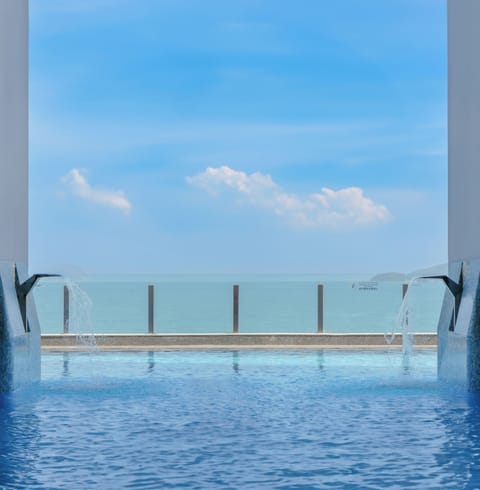 Outdoor pool, pool umbrellas, sun loungers