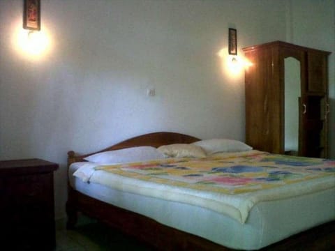 Standard Room | Desk, laptop workspace, free WiFi, bed sheets