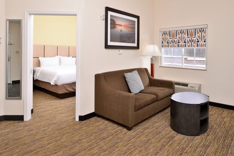 Studio Suite, 1 Bedroom | In-room safe, desk, laptop workspace, blackout drapes