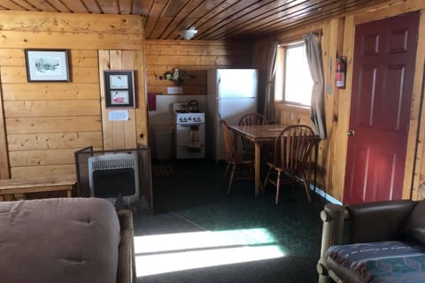 Deluxe King Cabin | Private kitchenette | Mini-fridge, microwave, coffee grinder