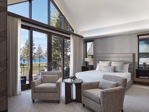 Suite, Lake View | Egyptian cotton sheets, premium bedding, in-room safe, desk