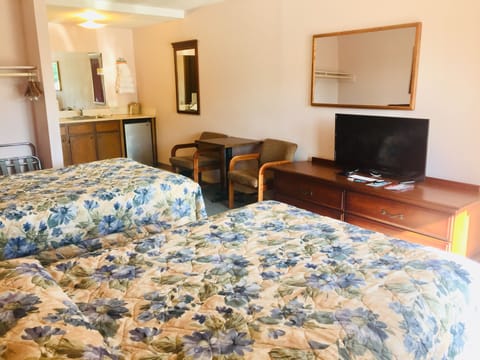 Comfort Room | Iron/ironing board, free WiFi, bed sheets