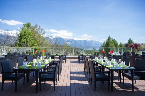 Sundeck