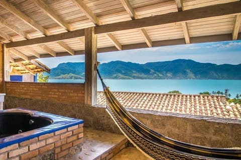 Basic Room, 1 Bedroom, Hot Tub (12) | Living area | 40-inch flat-screen TV with digital channels, TV