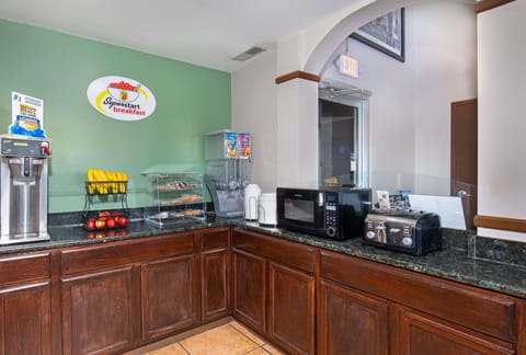 Free daily on-the-go breakfast