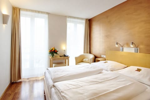 Premium bedding, pillowtop beds, in-room safe, desk