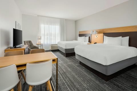 Studio, 2 Queen Beds | Desk, iron/ironing board, free cribs/infant beds, free WiFi