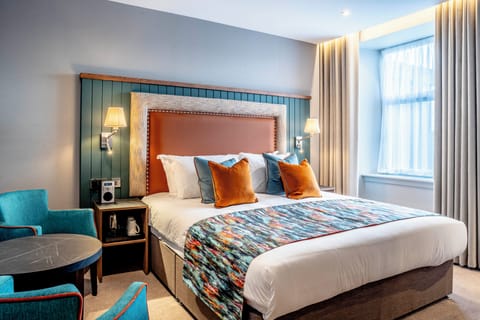 Comfort Double Room, 1 Queen Bed | Soundproofing, iron/ironing board, free WiFi, bed sheets