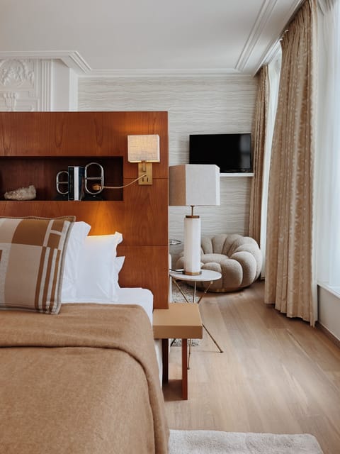 Suite, Canal View | Premium bedding, down comforters, minibar, in-room safe