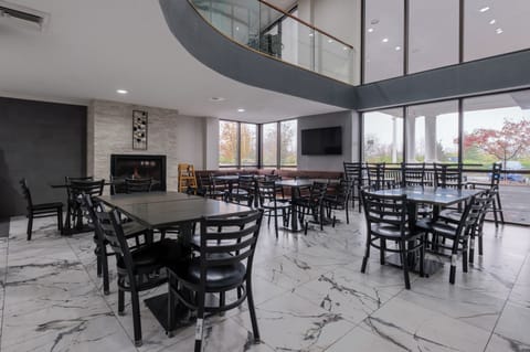 Free continental breakfast