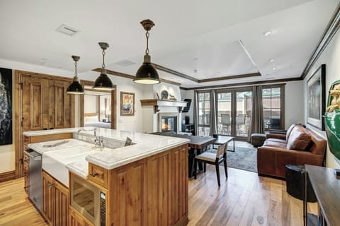 42-inch flat-screen TV with satellite channels, TV, fireplace