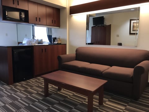 Suite, 1 Queen Bed with Sofa bed | Premium bedding, down comforters, pillowtop beds, in-room safe