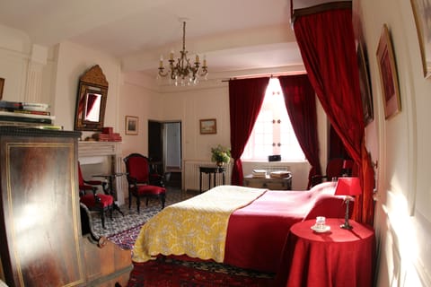 Double Room (Castle) | Individually decorated, individually furnished, soundproofing, free WiFi
