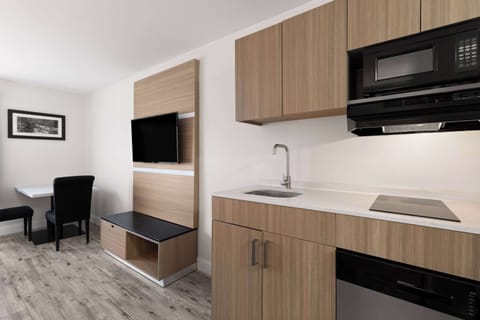 Room, 2 Queen Beds, Non Smoking, Kitchenette | Premium bedding, in-room safe, desk, iron/ironing board