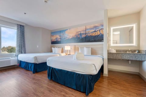 Room, 2 Queen Beds, Non Smoking | Premium bedding, down comforters, pillowtop beds, individually furnished