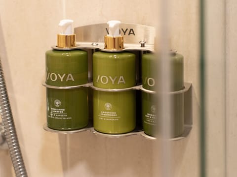 Shower, rainfall showerhead, eco-friendly toiletries, hair dryer