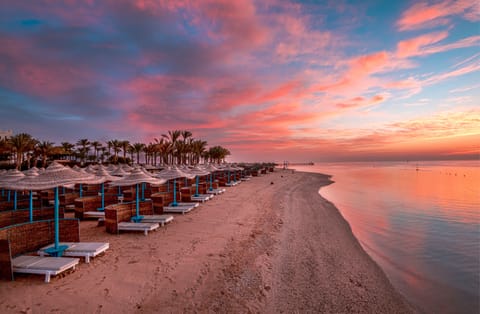 Private beach, sun loungers, beach umbrellas, beach towels