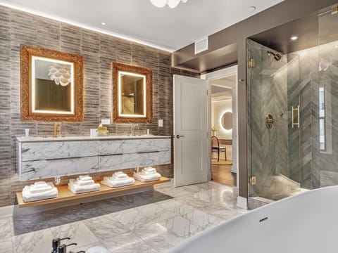 Presidential Suite, 1 King Bed | Hypo-allergenic bedding, minibar, in-room safe, desk